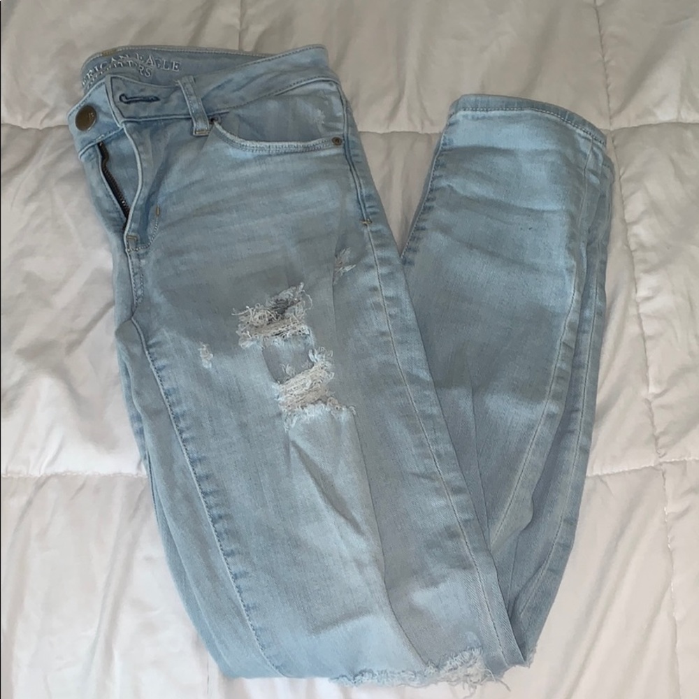 Light wash American Eagle jeans